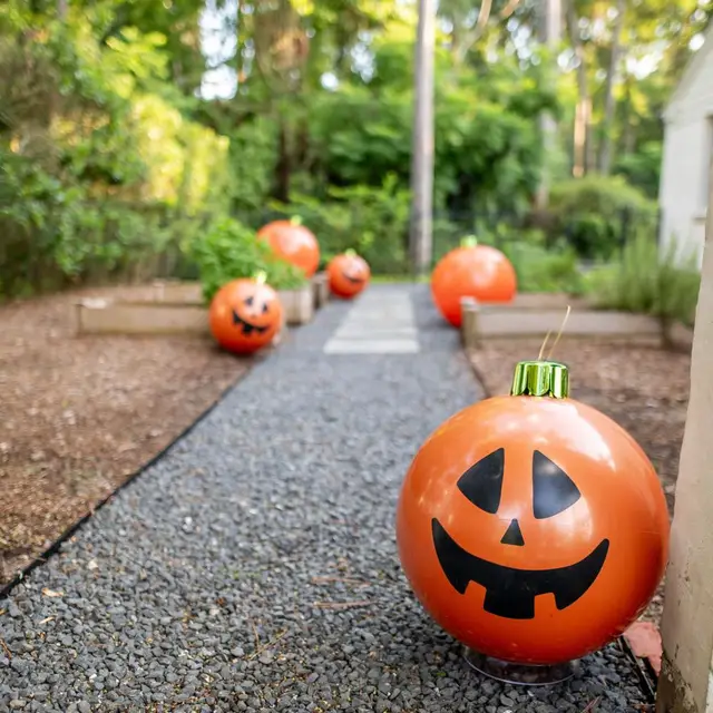 Inflatable Pumpkin Yard Decor – 24 inch