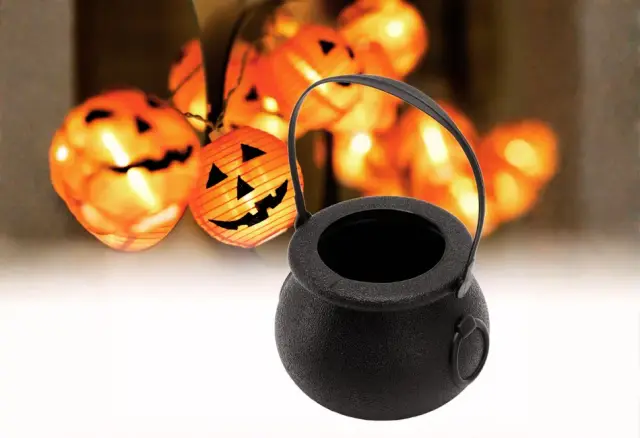 Cauldron Prop – Black Plastic Medium